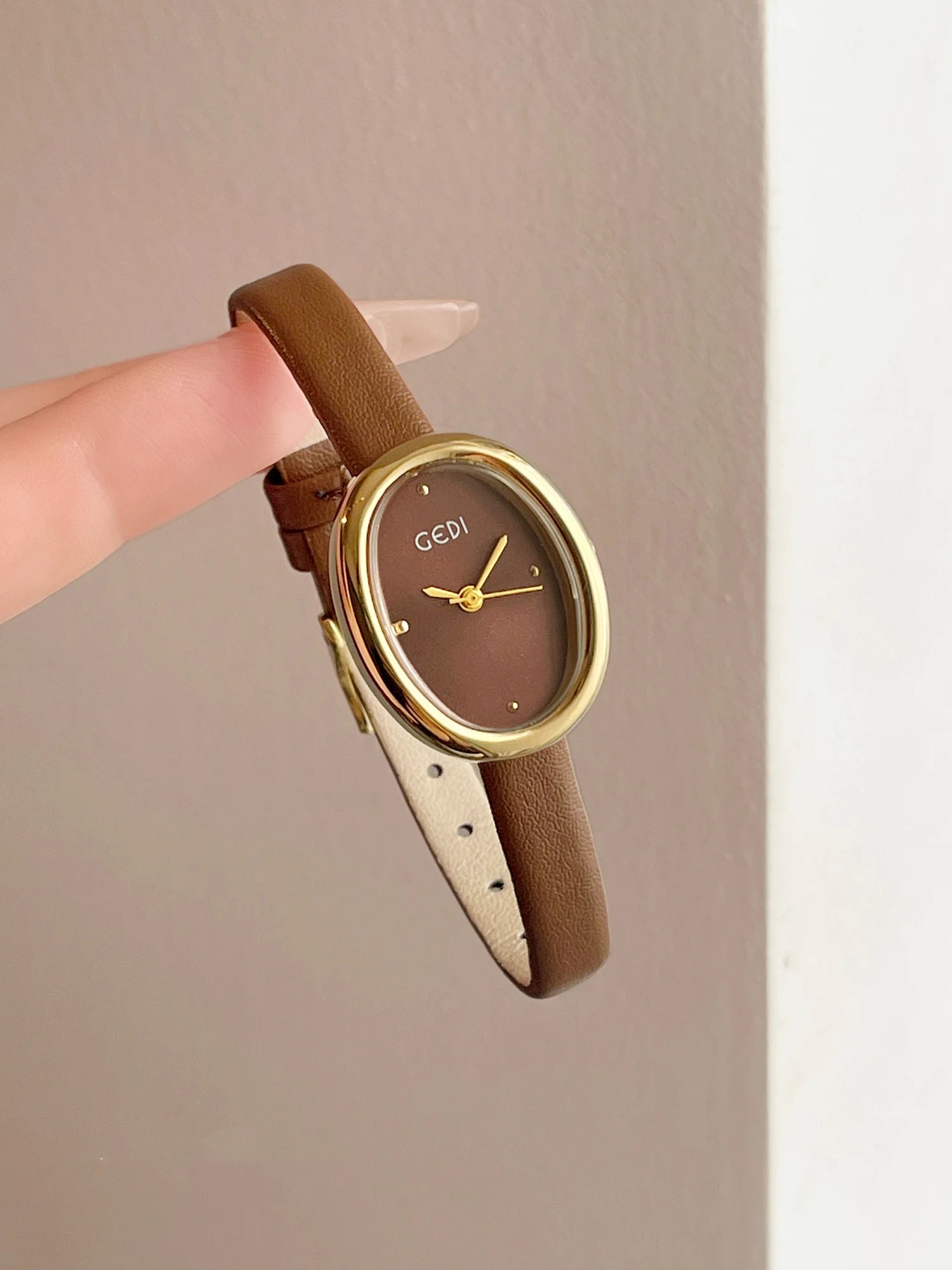 Luxury Leather Strap Watch for Women