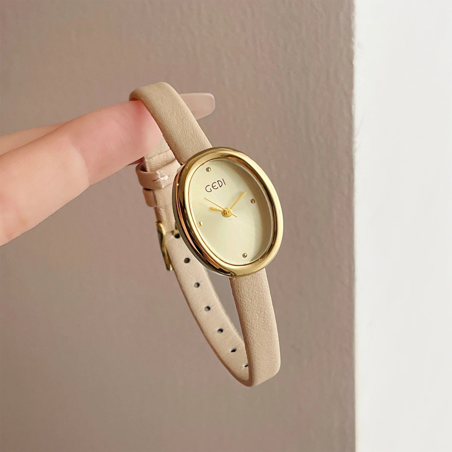 Luxury Leather Strap Watch for Women