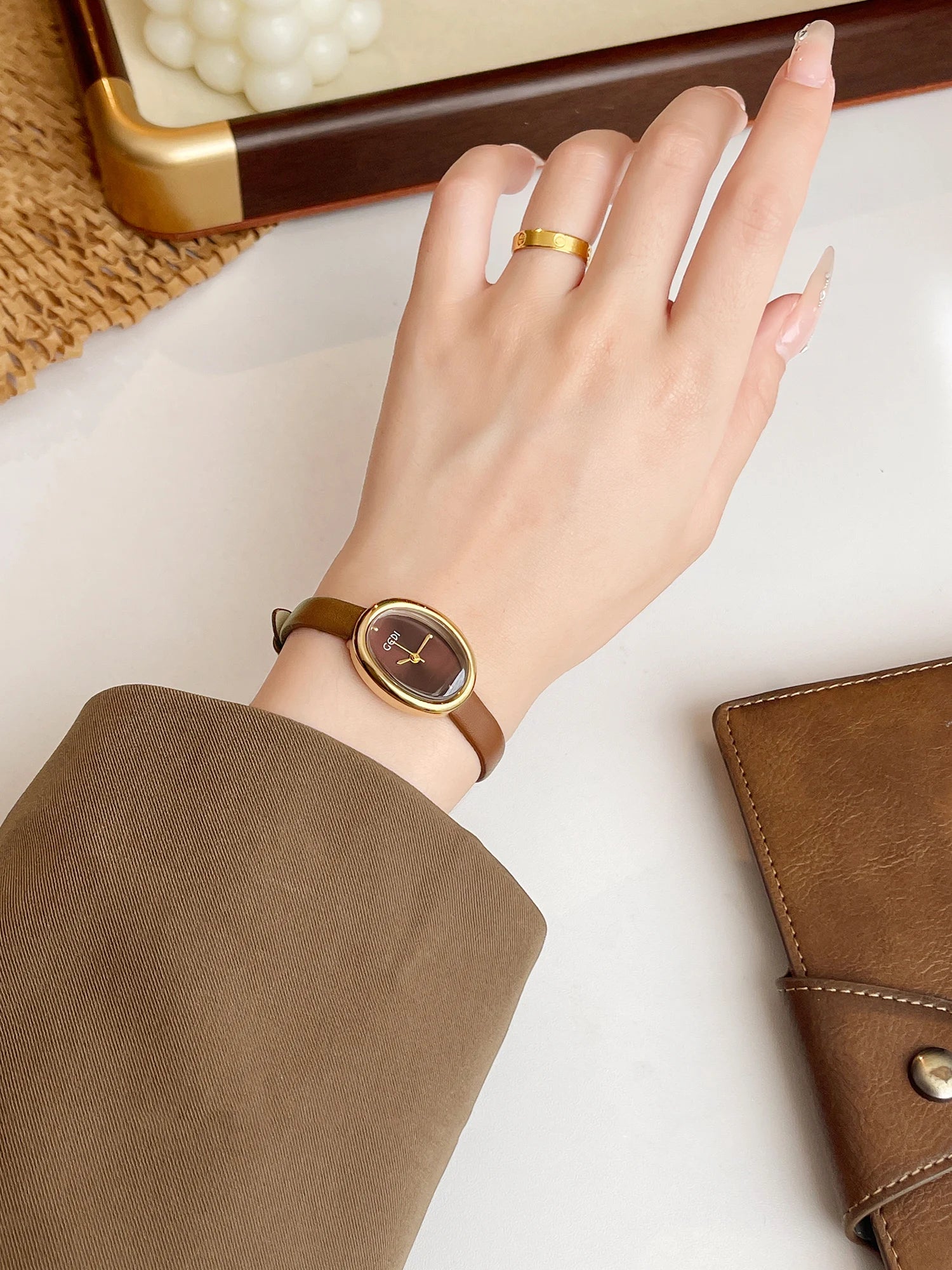 Luxury Leather Strap Watch for Women