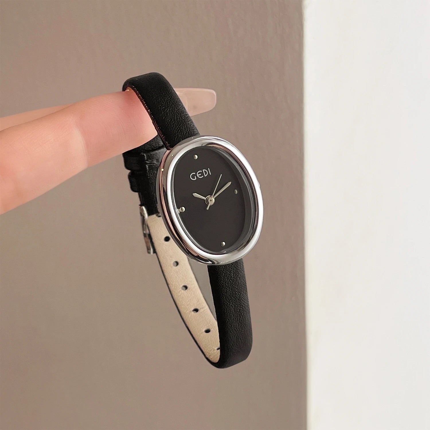 Luxury Leather Strap Watch for Women