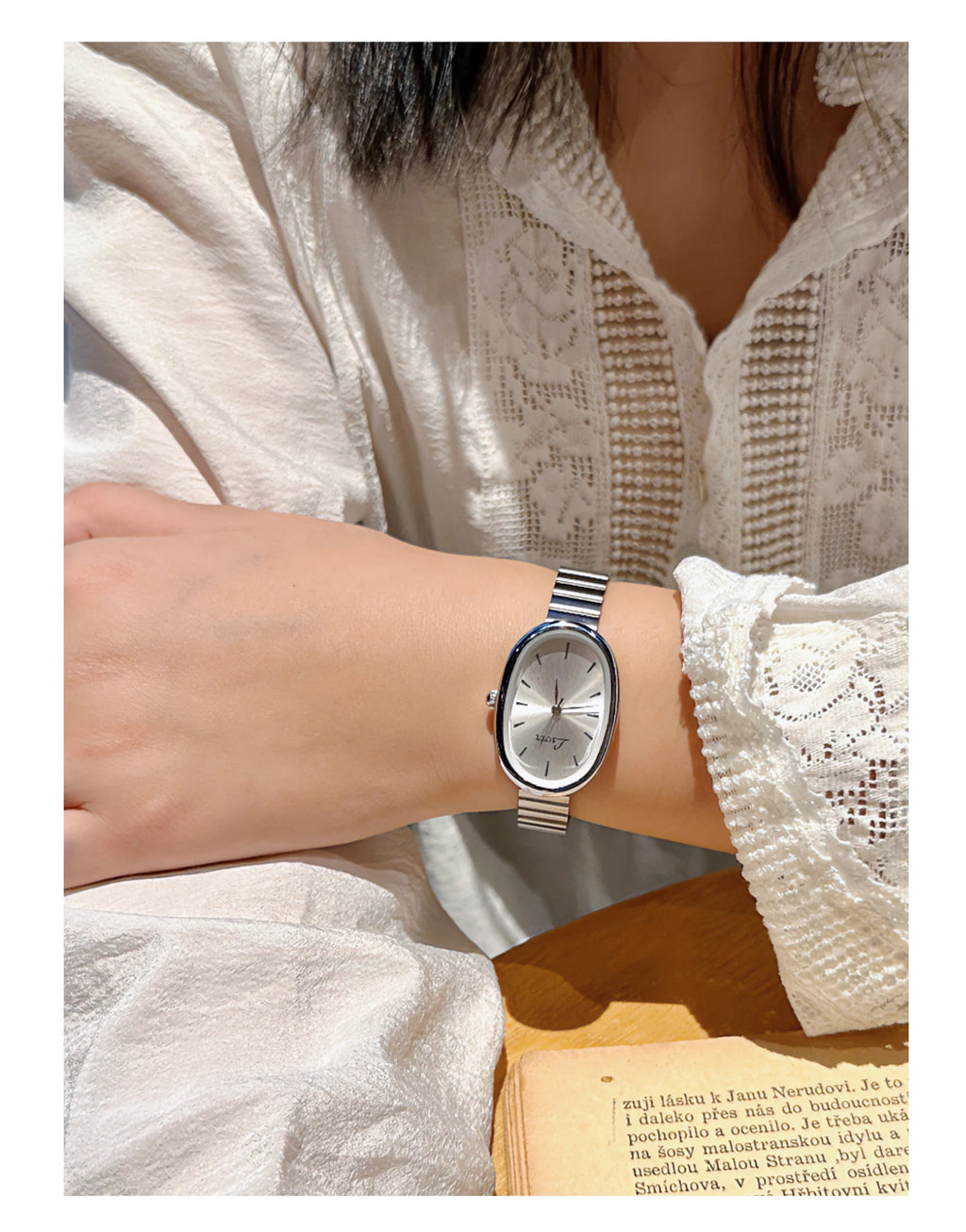 Luxury Gold Women's Quartz Watch