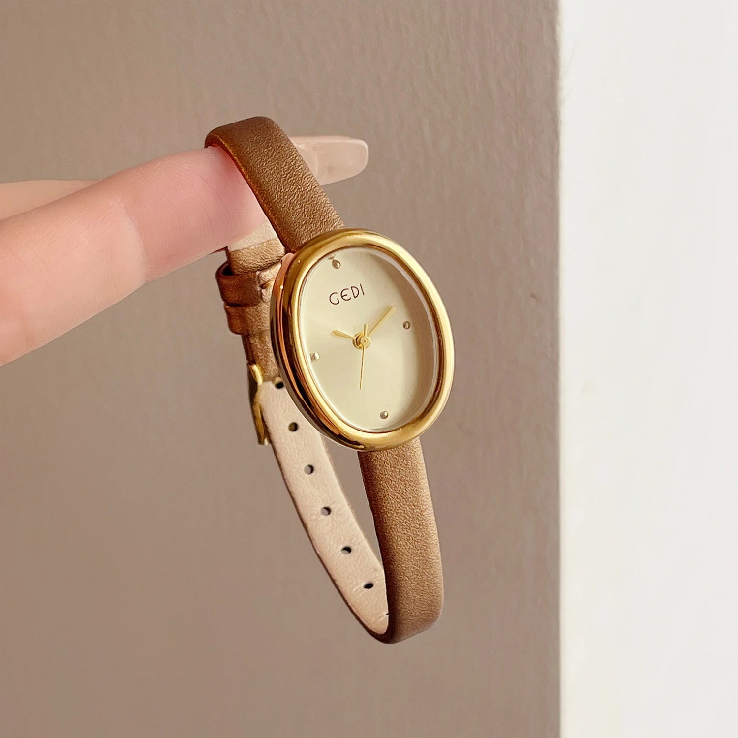Luxury Leather Strap Watch for Women