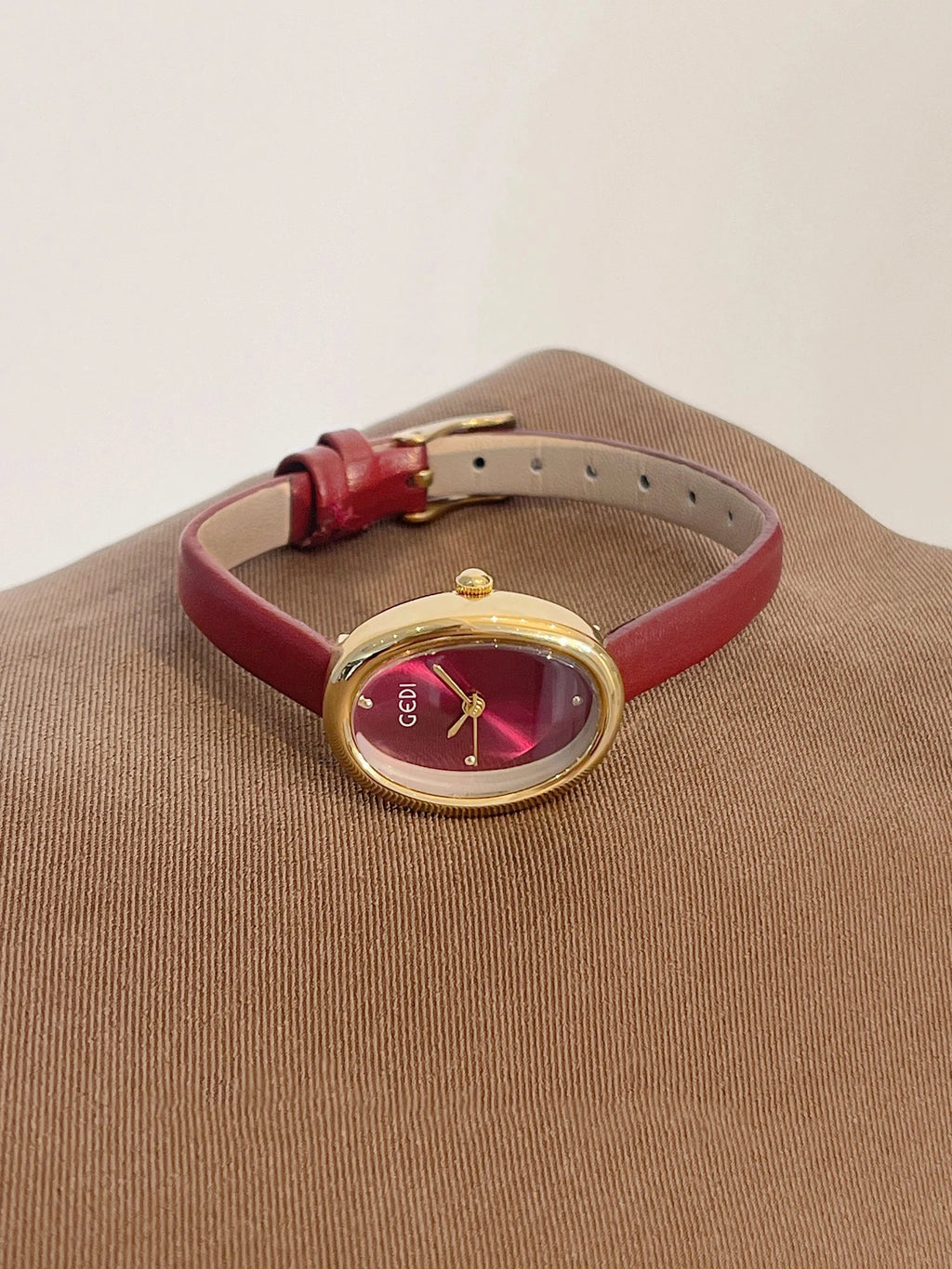 Luxury Leather Strap Watch for Women