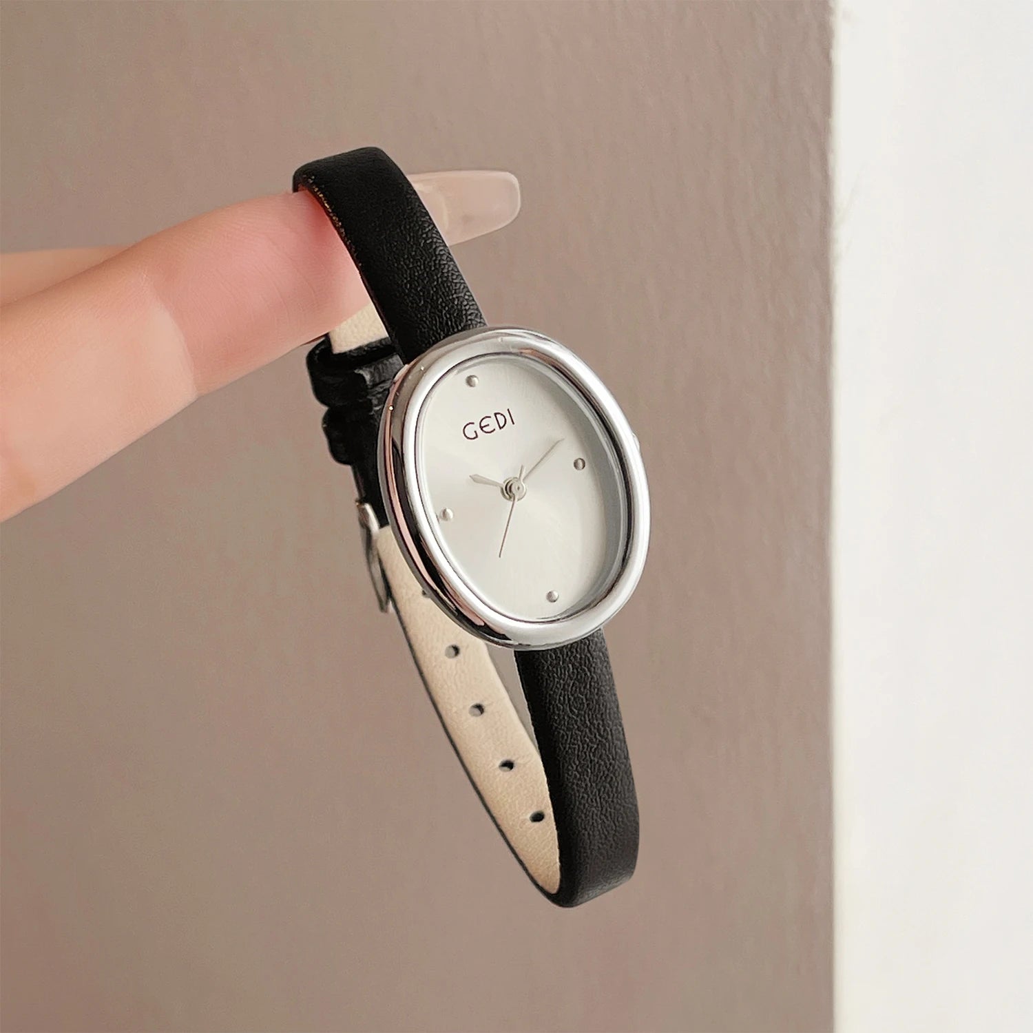 Luxury Leather Strap Watch for Women